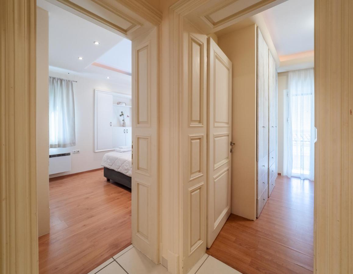 Aura Elegant Apartment Near Garitsa Bay Analipsis  Luaran gambar