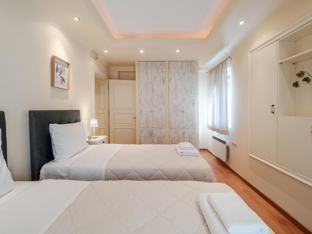 Aura Elegant Apartment Near Garitsa Bay Analipsis  Luaran gambar