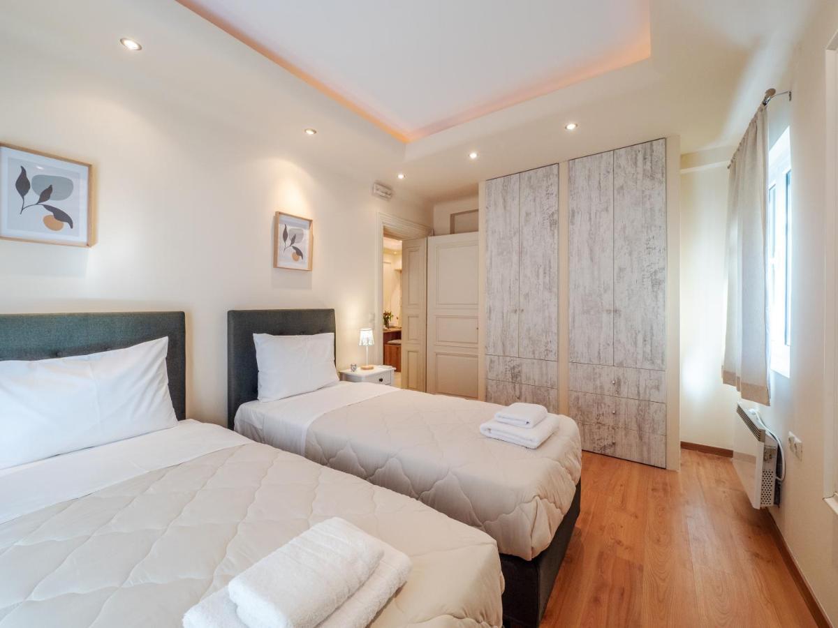Aura Elegant Apartment Near Garitsa Bay Analipsis  Luaran gambar