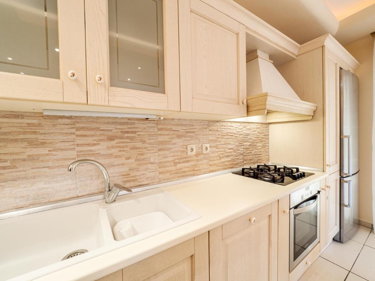Aura Elegant Apartment Near Garitsa Bay Analipsis  Luaran gambar