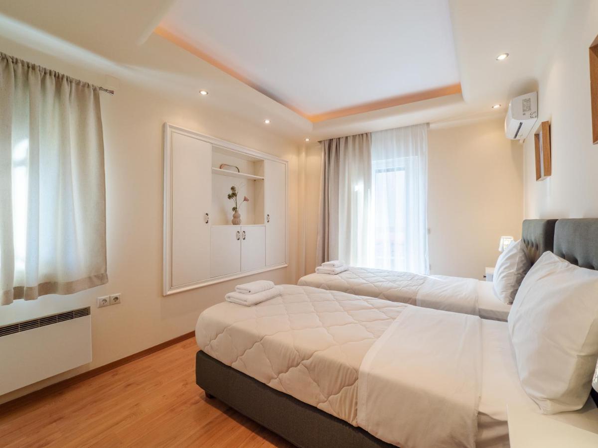 Aura Elegant Apartment Near Garitsa Bay Analipsis  Luaran gambar
