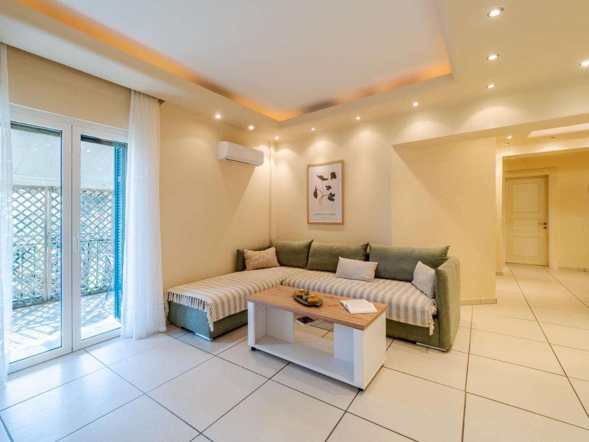 Aura Elegant Apartment Near Garitsa Bay Analipsis  Luaran gambar