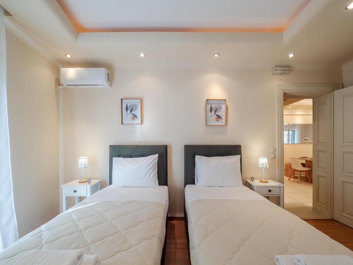 Aura Elegant Apartment Near Garitsa Bay Analipsis  Luaran gambar